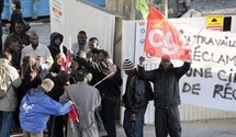 Sans papiers: le ministère de l'Immigration dit n'avoir reçu aucun document Sans papiers: le ministère de l'Immigration dit n'avoir reçu aucun document