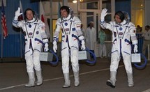 Trois astronautes de retour sur Terre après cinq mois à bord de l'ISS Trois astronautes de retour sur Terre après cinq mois à bord de l'ISS