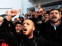 Tunisie: les islamistes au pouvoir confrontés à la pression salafiste Tunisie: les islamistes au pouvoir confrontés à la pression salafiste