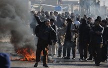 Coran brûlé: cinq morts en Afghanistan Coran brûlé: cinq morts en Afghanistan