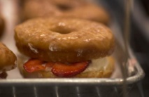 Beignets et hamburgers: les végétaliens fous de junk-food Beignets et hamburgers: les végétaliens fous de junk-food