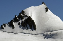Sur le Mont-Blanc, un forage de glace pour la science du futur