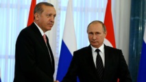Erdogan et Poutine conviennent d’accélérer les efforts humanitaires en Syrie