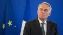 Ayrault: La polémique sur le burkini "dégrade l'image" de la France Ayrault: La polémique sur le burkini "dégrade l'image" de la France