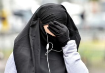 Une coiffeuse jugée en Norvège pour avoir refusé une musulmane voilée Une coiffeuse jugée en Norvège pour avoir refusé une musulmane voilée