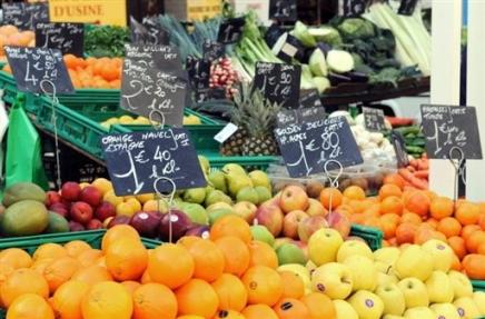 Pesticides: présence aggravée dans les fruits, légumes, céréales de l'UE Pesticides: présence aggravée dans les fruits, légumes, céréales de l'UE