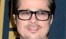 Brad Pitt absent à une première de film, "concentré sur sa famille" Brad Pitt absent à une première de film, "concentré sur sa famille"