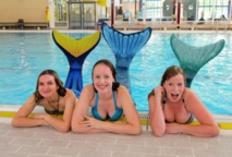 Aux Pays-Bas, des apprenties sirènes apprennent la vie de femme-poisson Aux Pays-Bas, des apprenties sirènes apprennent la vie de femme-poisson