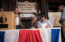 Dixville Notch lance les élections américaines et choisit Clinton