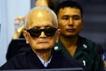 Cambodge: prison à vie maintenue pour deux ex-chefs khmers rouges Cambodge: prison à vie maintenue pour deux ex-chefs khmers rouges