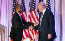 Etats-Unis: l'ex-chirurgien noir Ben Carson nommé ministre du Logement Etats-Unis: l'ex-chirurgien noir Ben Carson nommé ministre du Logement