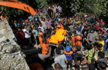 Séisme en Indonésie: le bilan monte à 97 morts Séisme en Indonésie: le bilan monte à 97 morts