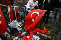Attentat d'Istanbul: l'assaillant court toujours Attentat d'Istanbul: l'assaillant court toujours