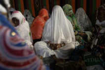 Algérie: des mariages collectifs pour convoler malgré la pauvreté Algérie: des mariages collectifs pour convoler malgré la pauvreté