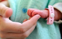 Un nourrisson décède après avoir reçu une dose de vitamine D Un nourrisson décède après avoir reçu une dose de vitamine D