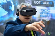 CES: la réalité virtuelle cherche encore sa voie vers le marché de masse CES: la réalité virtuelle cherche encore sa voie vers le marché de masse
