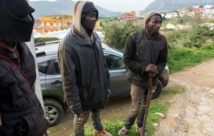 Maroc: 850 clandestins forcent la frontière espagnole en 4 jours Maroc: 850 clandestins forcent la frontière espagnole en 4 jours
