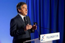 Fillon maintient sa candidature malgré les juges Fillon maintient sa candidature malgré les juges