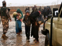 Les malheurs des Syriens bloqués à la frontière jordanienne Les malheurs des Syriens bloqués à la frontière jordanienne