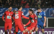 Ligue 1: le Paris SG chasse Monaco, Marseille ses doutes défensifs