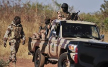 Le Burkina interdit la circulation de nuit à sa frontière avec le Mali
