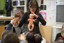 L'éducation sexuelle permet aux jeunes d’être mieux armés pour affronter les phénomènes liés au corps (experts) L'éducation sexuelle permet aux jeunes d’être mieux armés pour affronter les phénomènes liés au corps (experts)