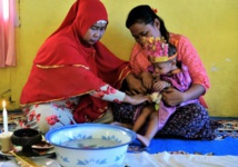 L'excision, cauchemar des fillettes en Indonésie L'excision, cauchemar des fillettes en Indonésie