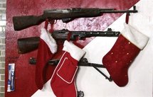 Père Noël meurtrier en Californie: huit morts, suicide du tireur Père Noël meurtrier en Californie: huit morts, suicide du tireur