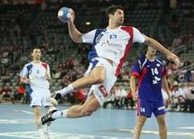 Hand : Karabatic, les pieds sur (sa) terre