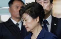 Corée du Sud: l'ex-présidente et le président de Lotte inculpés