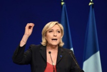 Le Pen accuse ses adversaires de "taire" le "problème du terrorisme" Le Pen accuse ses adversaires de "taire" le "problème du terrorisme"