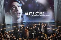 "Slumdog Millionaire" grand vainqueur des Oscars