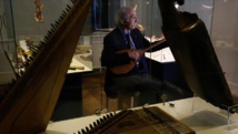 Instruments de musique traditionnelle: Un collectionneur turc à l'honneur