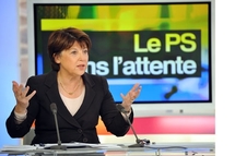 Au Zénith de Paris, le Parti socialiste dénonce "l'atteinte aux libertés" Au Zénith de Paris, le Parti socialiste dénonce "l'atteinte aux libertés"