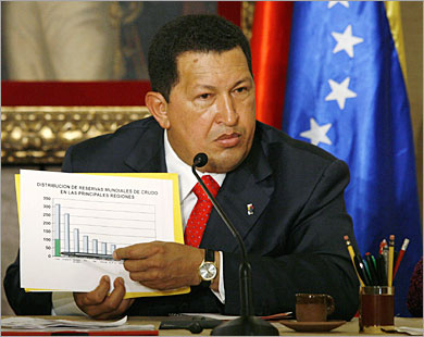 Chavez à Téhéran : Caracas pour une alliance stratégique avec l'Iran Chavez à Téhéran : Caracas pour une alliance stratégique avec l'Iran