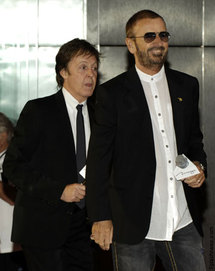 Paul McCartney et Ringo Starr réunis sur scène à New York