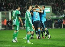 Football - ligue 1 : Marseille enfonce les Verts