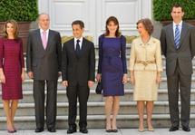 Espagne : Carla et Nicolas Sarkozy, pour oublier la crise Espagne : Carla et Nicolas Sarkozy, pour oublier la crise