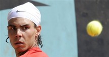 Roland-Garros: Rafael Nadal passe la première et bat un record