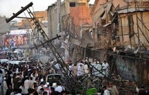 Pakistan: au moins dix morts dans des attentats à Peshawar Pakistan: au moins dix morts dans des attentats à Peshawar