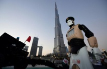 Un premier robot prend du service au sein de la police de Dubaï Un premier robot prend du service au sein de la police de Dubaï