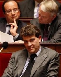 Un rapport socialiste propose des primaires ouvertes à la gauche Un rapport socialiste propose des primaires ouvertes à la gauche