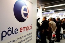 Les chiffres des demandeurs d'emploi "moins négatifs" en mai