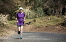 En Afrique du Sud, une grand-mère marathonienne de 85 ans affole les chronos En Afrique du Sud, une grand-mère marathonienne de 85 ans affole les chronos