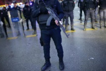 Turquie : 5 membres présumés de l'EI abattus, 233 arrêtés Turquie : 5 membres présumés de l'EI abattus, 233 arrêtés