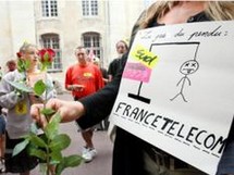 France Télécom: nouveau suicide, le PDG reçu par Darcos en début de semaine