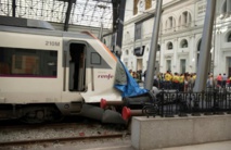 Accident de train à Barcelone: 54 blessés dont un grave Accident de train à Barcelone: 54 blessés dont un grave