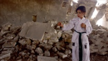 Nour, une petite Syrienne qui rêve de devenir "championne" de karaté Nour, une petite Syrienne qui rêve de devenir "championne" de karaté