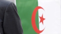 Algérie : Le PM Tebboune limogé, Ouyahia lui succède Algérie : Le PM Tebboune limogé, Ouyahia lui succède