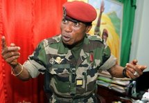 Le chef de la junte, le capitaine Moussa Dadis Camara Le chef de la junte, le capitaine Moussa Dadis Camara